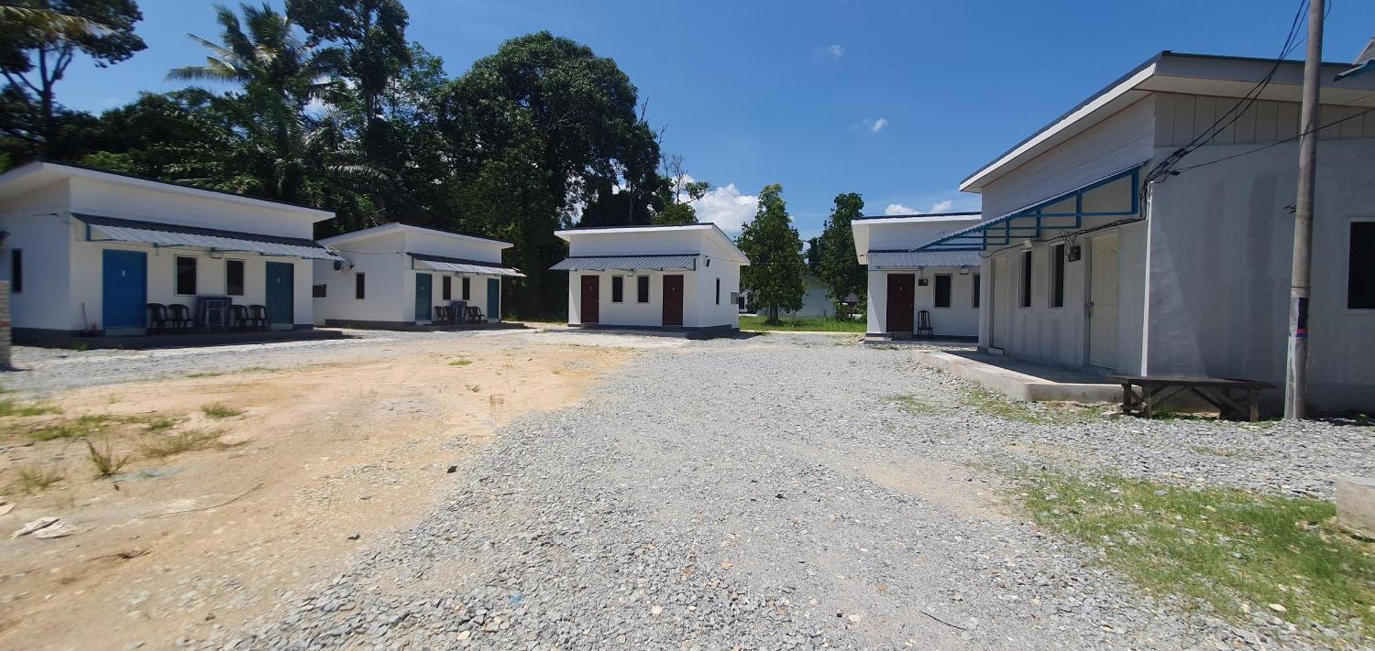 Chalet Meroloh Kuala Kangsar Hotel Exterior photo